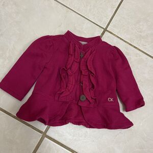 1136. calvin klein 3-6 months